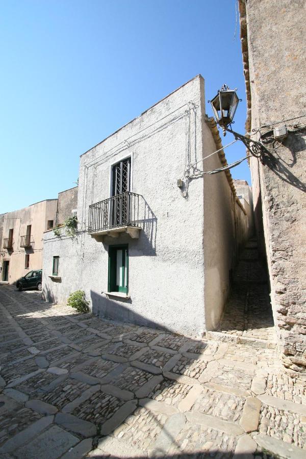 Case Bruno Residenze Tipiche Erice Dış mekan fotoğraf